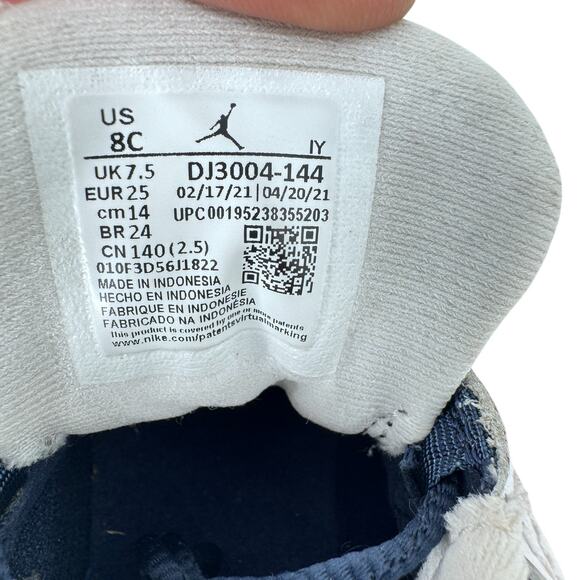 Air Jordan 13 Retro 'Obsidian' Kids Size 8C White Leather Lace Up DJ3004-144 - Picture 8 of 8